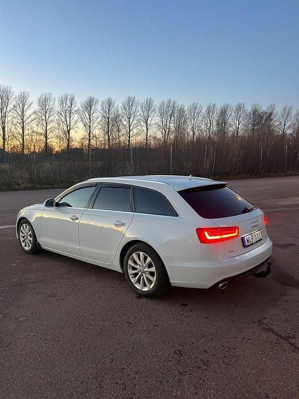 Begagnad Audi A6 Proline 190 HK (139 kW) 2014 Vit Kombi
