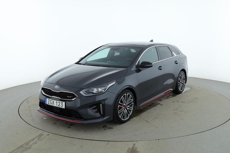 Grå Begagnad 2021 Kia ProCeed GT GT Halvkombi | 259 000 kr - Bild 1/4