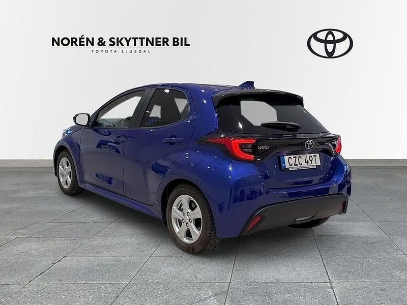 Begagnad Toyota Yaris Hybrid Active 117 HK (86 kW) 2025 Blå Halvkombi
