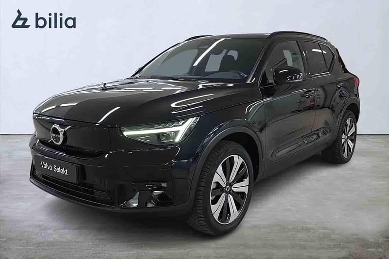 Svart Begagnad 2023 Volvo XC40 Single Motor SUV | 389 000 kr - Bild 1/1