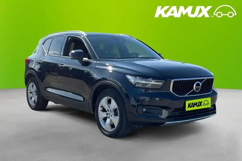 Svart Begagnad 2022 Volvo XC40 SUV | 298 700 kr (Dyr) - Bild 1/4