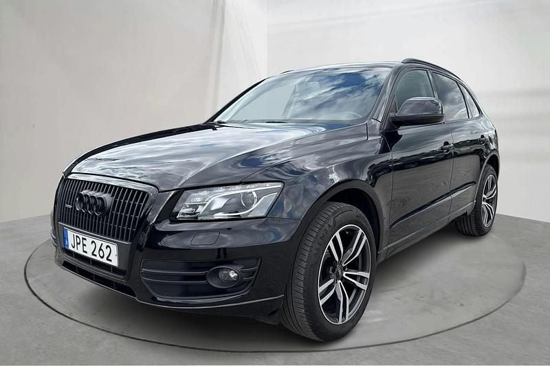 Svart Begagnad 2009 Audi Q5 SUV | 80 000 kr - Bild 1/4