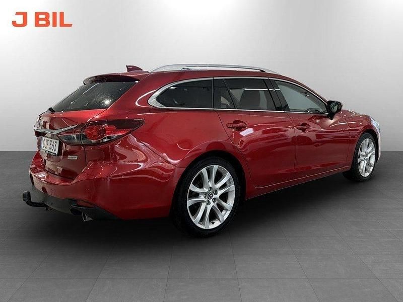 Begagnad Mazda 6 Optimum 175 HK (128 kW) 2014 Röd Kombi