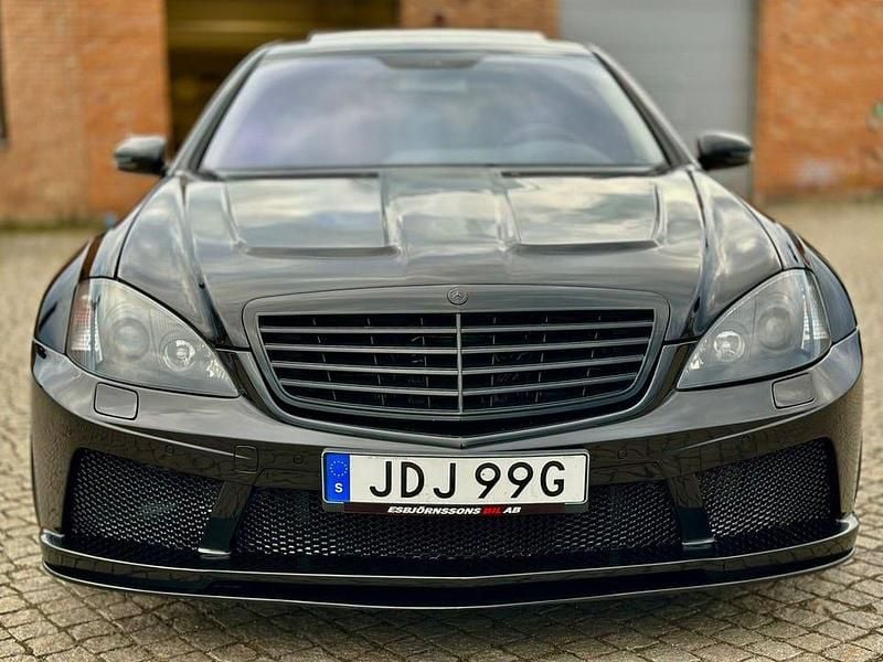 Begagnad Mercedes S65 AMG AMG 388 HK (285 kW) 2006 Svart Sedan