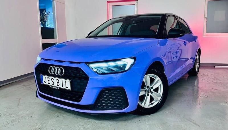 Lila solid Begagnad 2020 Audi A1 Sportback Proline Halvkombi | 179 900 kr (Marknadspris) - Bild 1/4