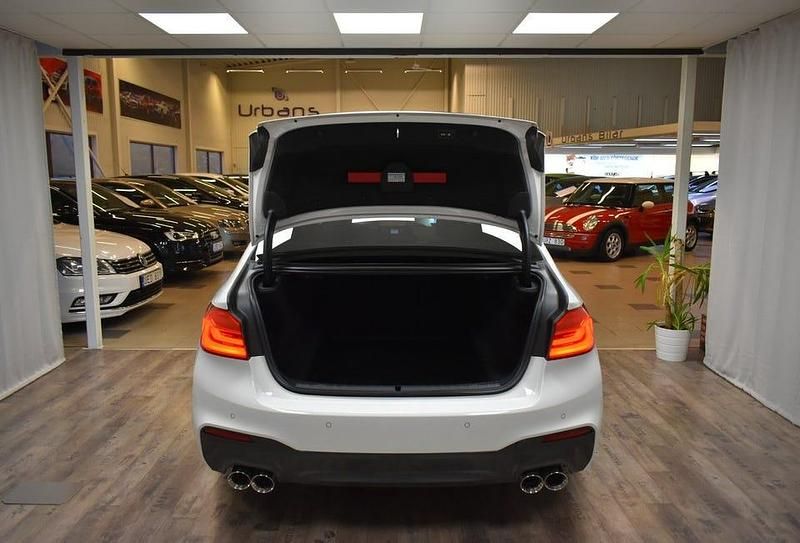 Begagnad BMW 540 M Sport 340 HK (250 kW) 2018 Vit Sedan