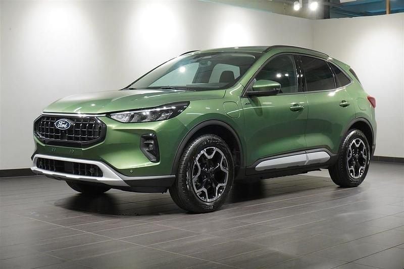 Ny Ford Kuga Active 243 HK (178 kW) 2025 Grön SUV