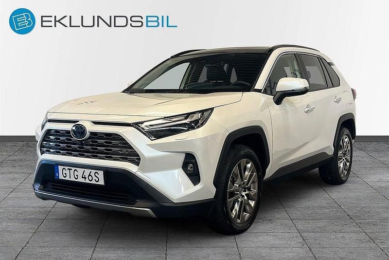 Vit Begagnad 2023 Toyota RAV4 Hybrid Executive SUV | 479 900 kr (Lite dyr) - Bild 1/4