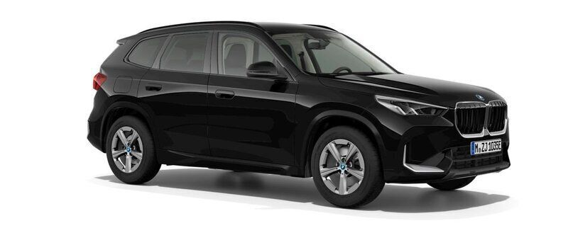 Svart (black sapphire metallic) Ny 2025 BMW X1 Shadowline SUV | 588 700 kr (Marknadspris) - Bild 1/3