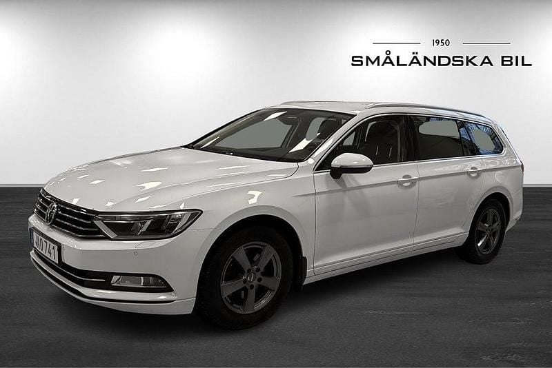 Begagnad VW Passat 150 HK (110 kW) 2016 Vit Kombi