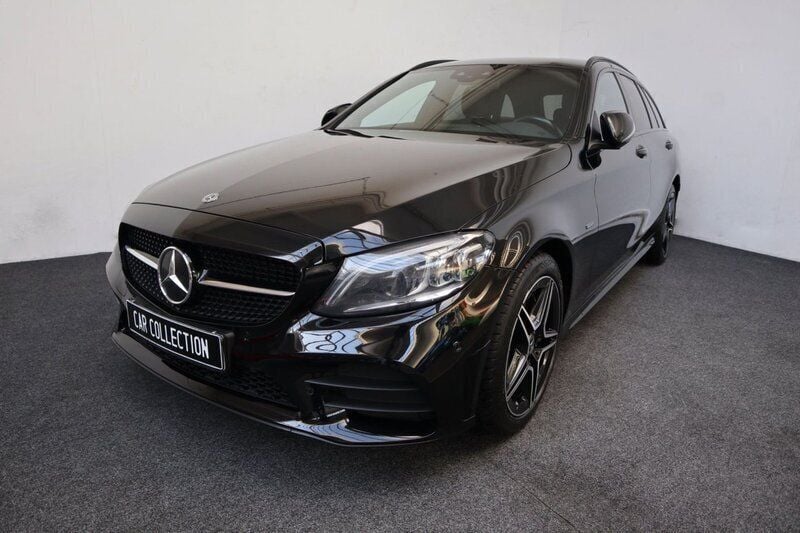 Begagnad Mercedes C300e AMG line 306 HK (225 kW) 2021 Svart Kombi