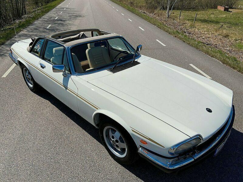 Vit Begagnad 1986 Jaguar XJ Sedan | 349 900 kr - Bild 1/4