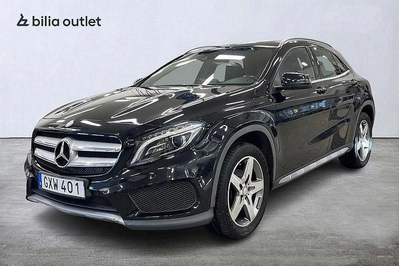 Svart Begagnad 2016 Mercedes GLA200 AMG SUV | 224 900 kr (Marknadspris) - Bild 1/4