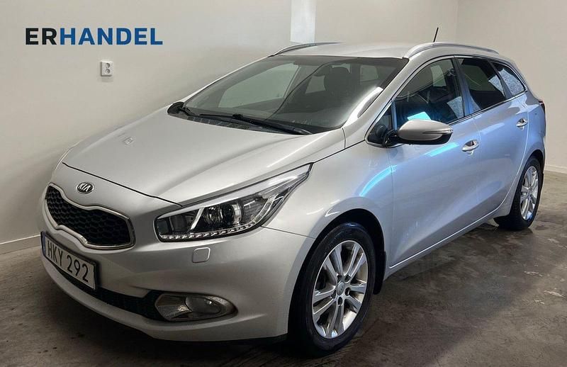 Grå Begagnad 2014 Kia Ceed Sportswagon Comfort Kombi | 79 900 kr (Bra pris) - Bild 1/4