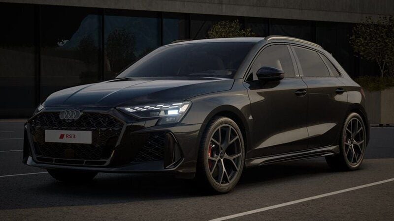 Svart Ny 2025 Audi RS3 Sportback Comfort Halvkombi | 840 200 kr (Marknadspris) - Bild 1/4