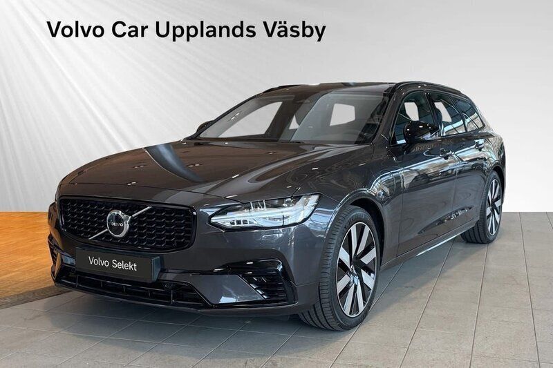 Grå Begagnad 2024 Volvo V90 Plus Kombi | 539 900 kr (Marknadspris) - Bild 1/3