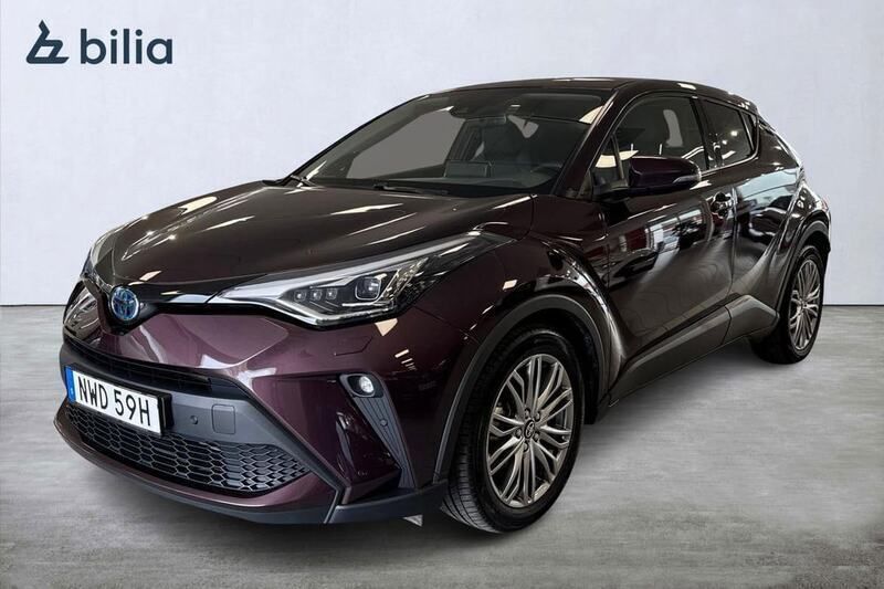 Lila Begagnad 2023 Toyota C-HR Executive SUV | 334 900 kr (Marknadspris) - Bild 1/3