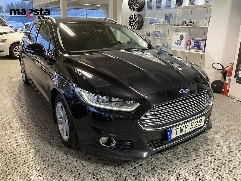 Begagnad Ford Mondeo Titanium 150 HK (110 kW) 2015 Svart Kombi
