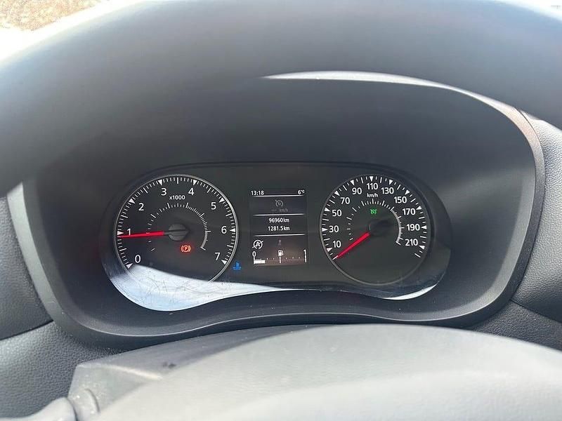 Begagnad Renault Master 150 HK (110 kW) 2022 Vit Minibuss