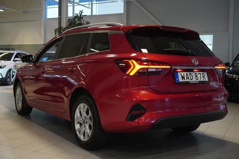 Begagnad MG MG5 EV 114 kW (156 HK) 2022 Röd Kombi