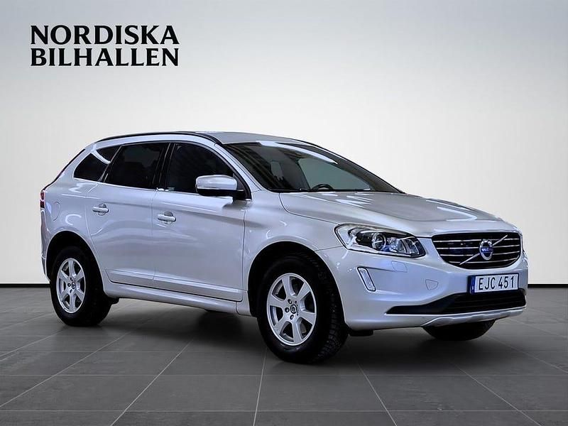Silver Begagnad 2014 Volvo XC60 Momentum SUV | 129 795 kr (Marknadspris) - Bild 1/4