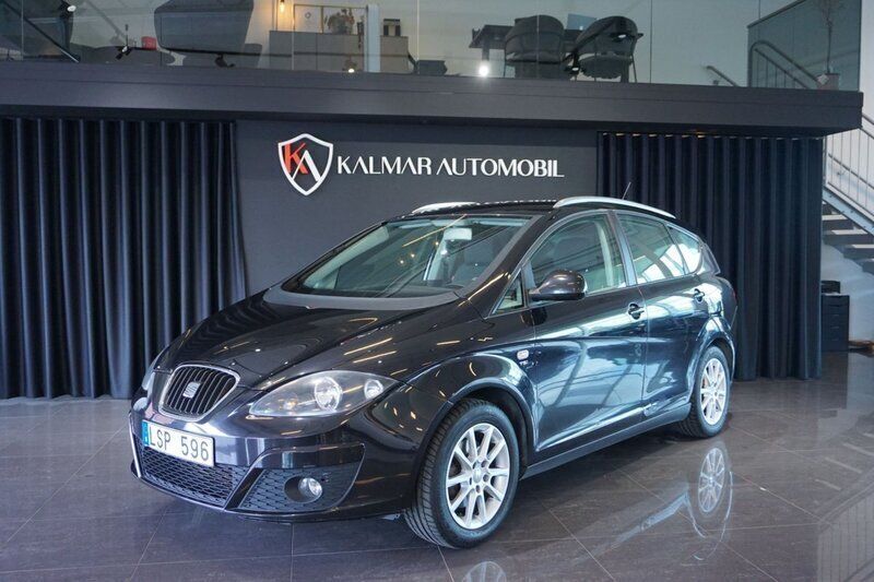 Svart Begagnad 2011 Seat Altea XL Minibuss | 49 900 kr (Marknadspris) - Bild 1/4