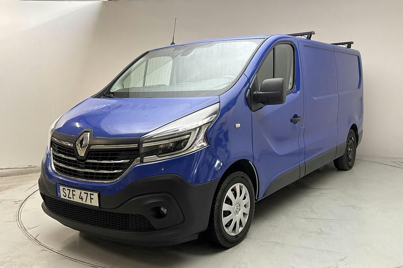 Vit Begagnad 2020 Renault Trafic | 199 000 kr (Superpris) - Bild 1/4