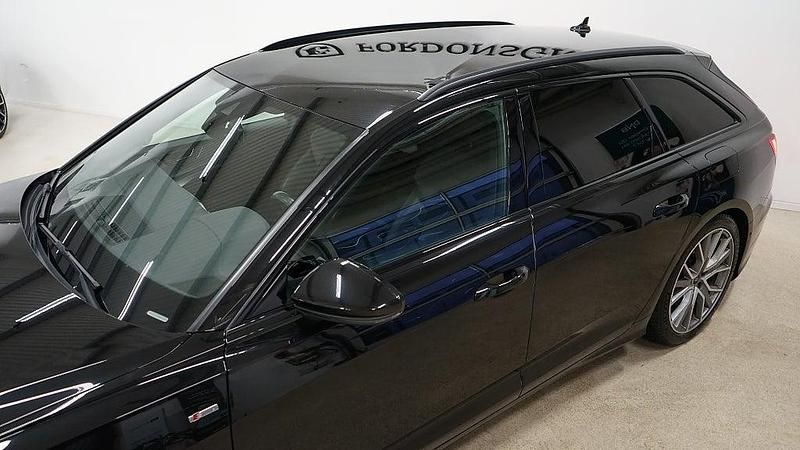 Begagnad Audi A6 S-Line 367 HK (269 kW) 2021 Svart Kombi