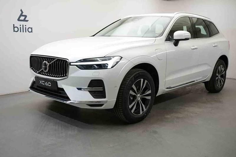 Vit Ny 2024 Volvo XC60 Core SUV | 569 900 kr (Marknadspris) - Bild 1/1