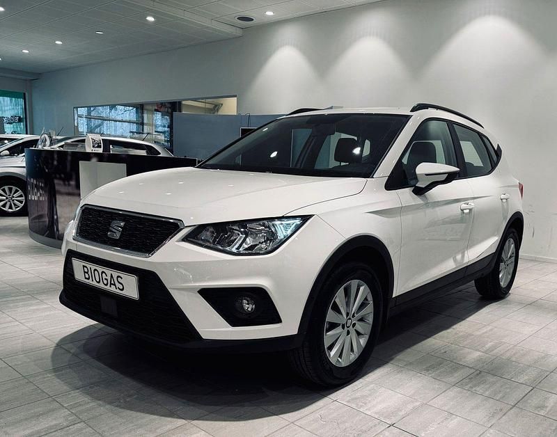 Vit Begagnad 2020 Seat Arona Style SUV | 165 000 kr (Dyr) - Bild 1/3