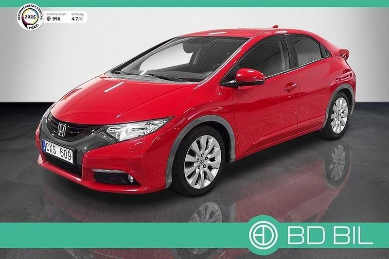 Röd Begagnad 2012 Honda Civic Comfort Halvkombi | 129 700 kr (Marknadspris) - Bild 1/4