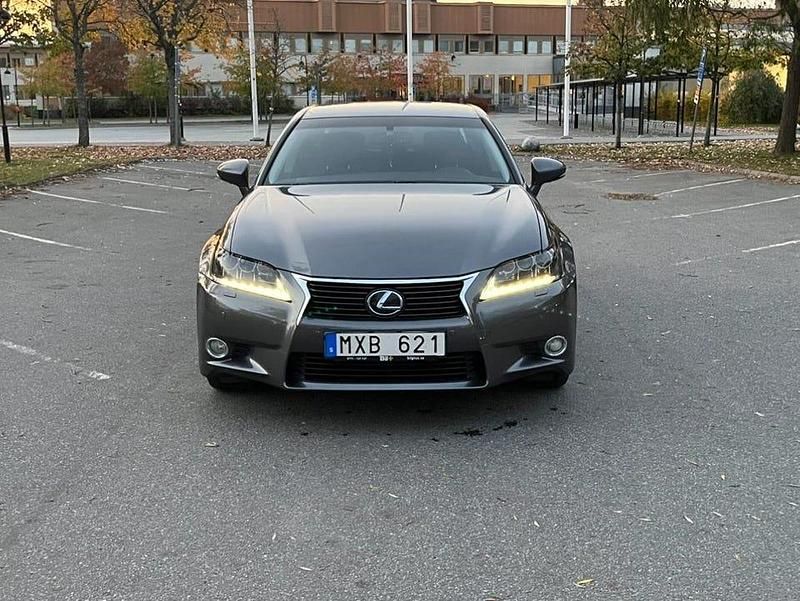 Begagnad 2012 Lexus GS450H Executive Line Sedan | 179 000 kr - Bild 1/4