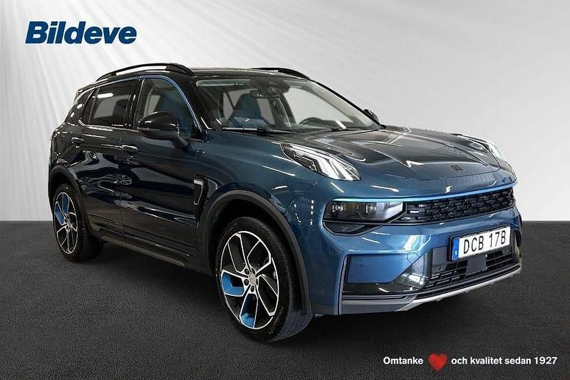 Blå Begagnad 2021 Lynk & Co 01 SUV | 229 900 kr (Marknadspris) - Bild 1/4