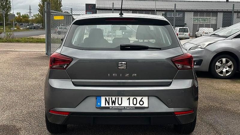 Begagnad Seat Ibiza Style 75 HK (55 kW) 2018 Grå Halvkombi