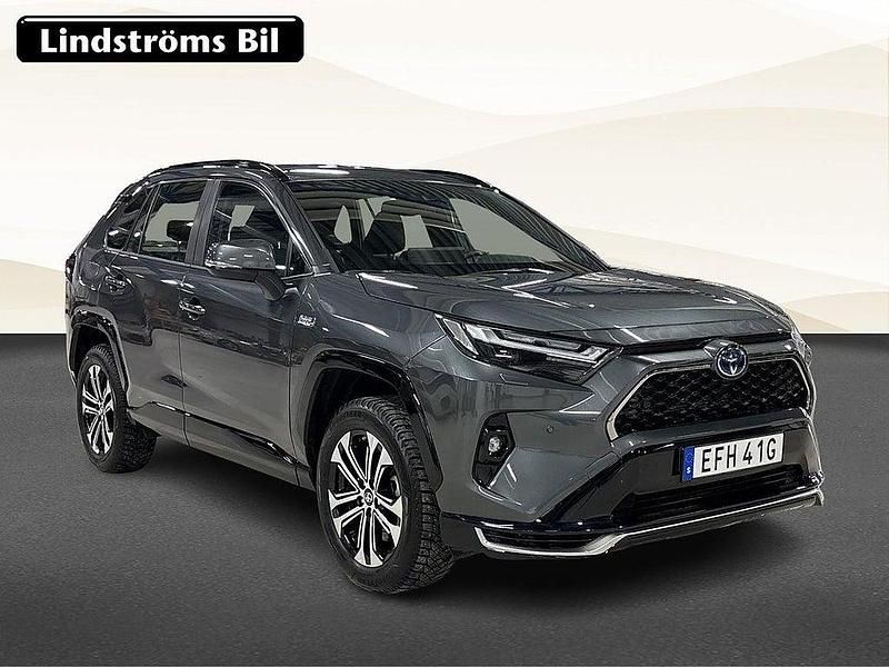 Begagnad Toyota RAV4 Hybrid 185 HK (136 kW) 2024 Grå SUV