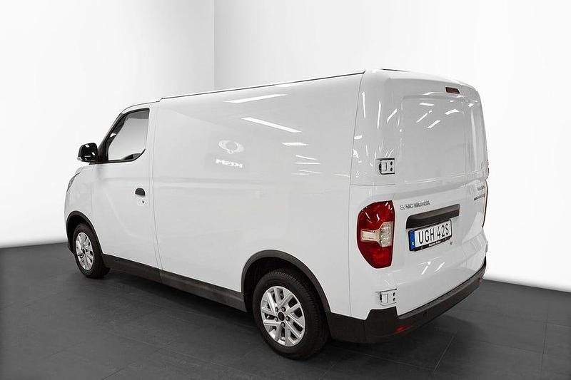 Begagnad Maxus eDeliver 3 88 kW (120 HK) 2023 Vit Van