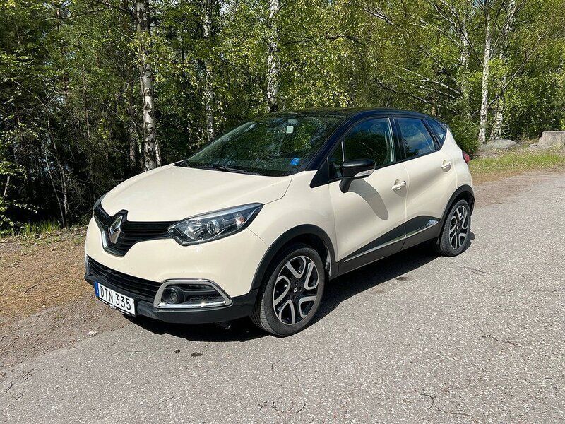 Flerfärgad Begagnad 2014 Renault Captur SUV | 78 000 kr (Marknadspris) - Bild 1/4