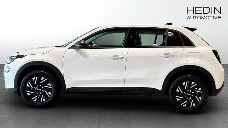 Ny Fiat 600 Lounge 101 HK (74 kW) 2025 Vit (white) SUV