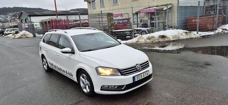 Candy white Begagnad 2015 VW Passat GT Kombi | 45 000 kr - Bild 1/4
