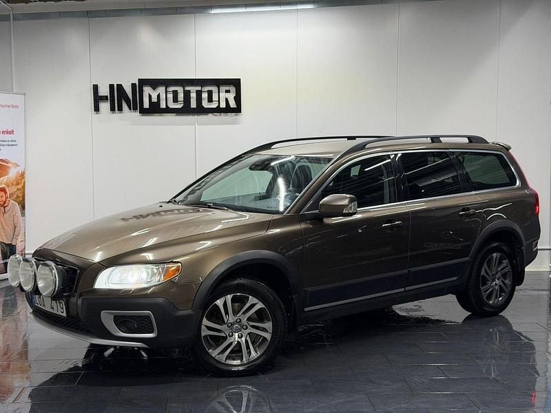 Brun Begagnad 2011 Volvo XC70 Momentum Kombi | 69 900 kr (Marknadspris) - Bild 1/4