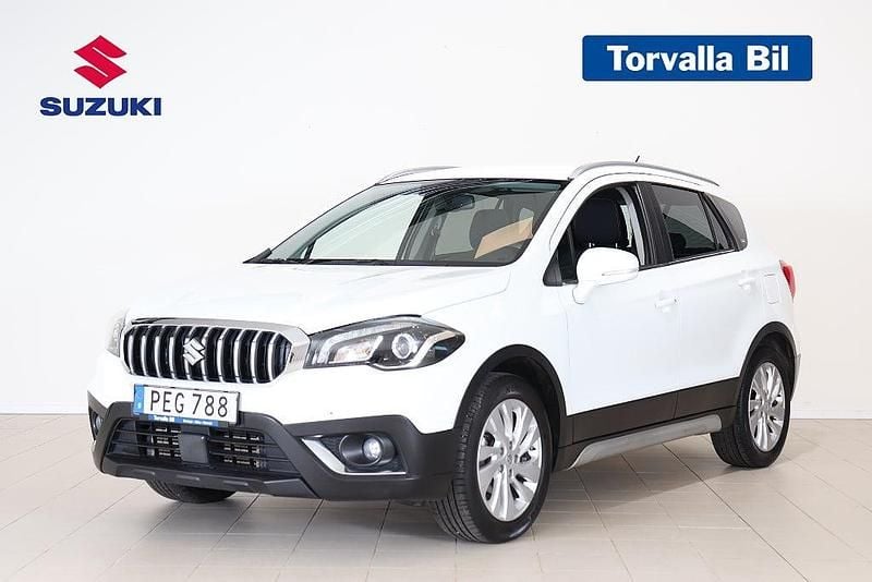 Vit Begagnad 2016 Suzuki SX4 S-Cross SUV | 174 900 kr (Marknadspris) - Bild 1/4