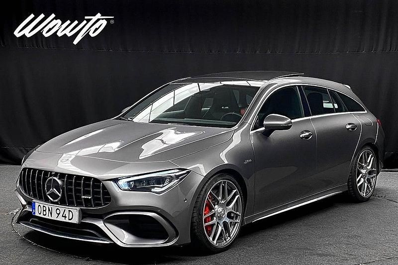 Mörkgrå Begagnad 2019 Mercedes CLA45 AMG AMG Kombi | 479 800 kr (Marknadspris) - Bild 1/3