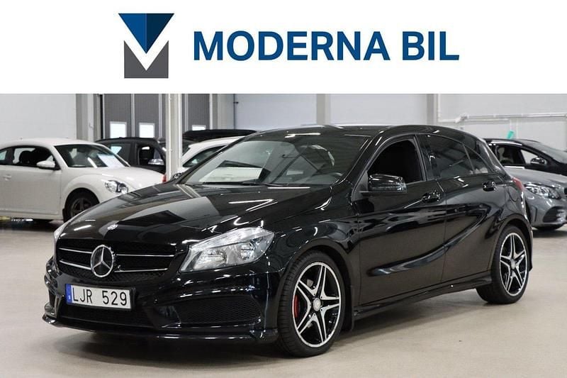 Svart Begagnad 2013 Mercedes A180 AMG line Halvkombi | 129 900 kr (Marknadspris) - Bild 1/4
