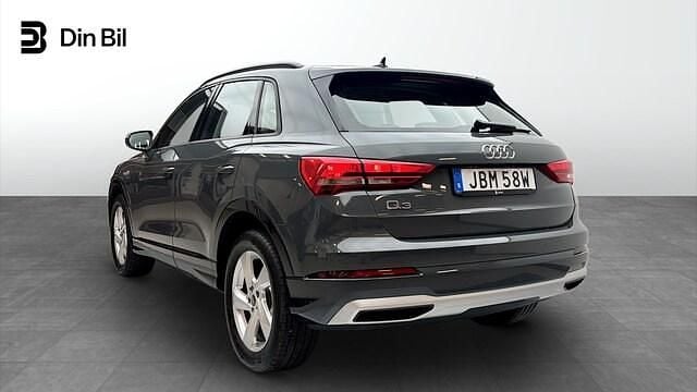 Begagnad Audi Q3 Advanced Plus 150 HK (110 kW) 2025 Nanogrå metallic SUV