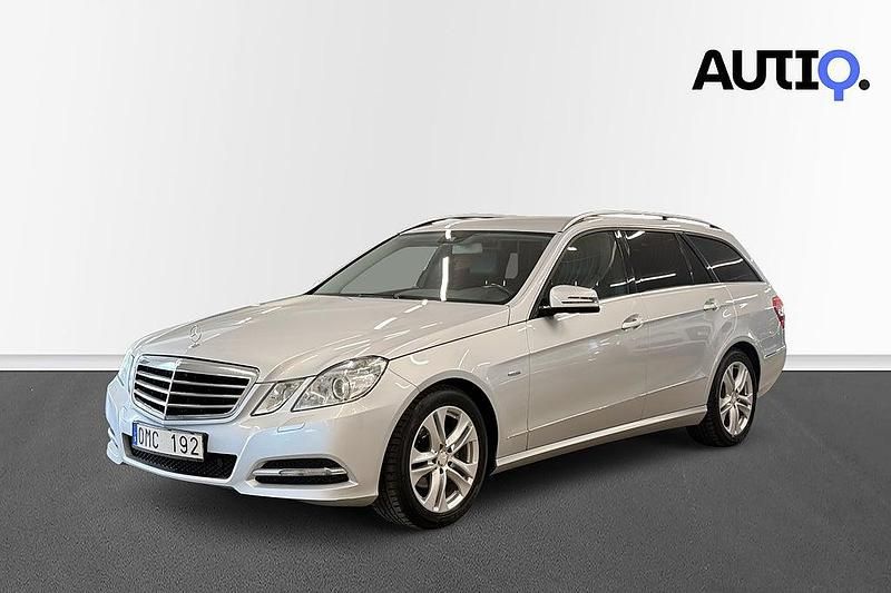Begagnad Mercedes E220 Avantgarde 170 HK (125 kW) 2010 Bright silver metallic Kombi