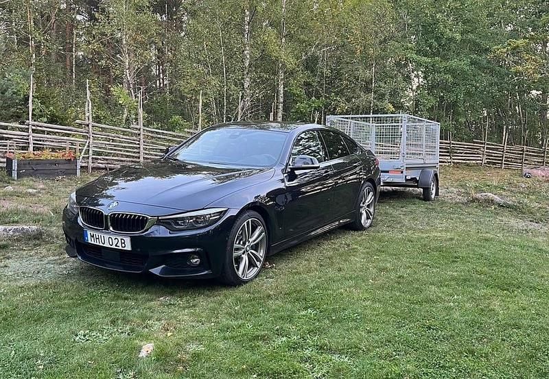 Svart Begagnad 2019 BMW 440 M Sport Sportkupé | 305 000 kr (Bra pris) - Bild 1/4
