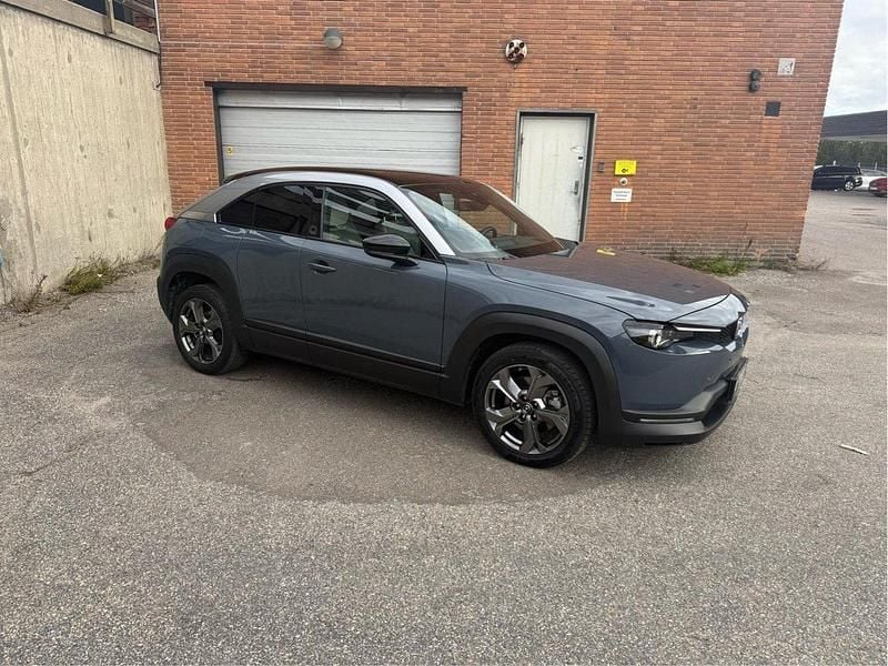 Begagnad 2021 Mazda MX30 Cosmo SUV | 157 000 kr (Marknadspris) - Bild 1/4