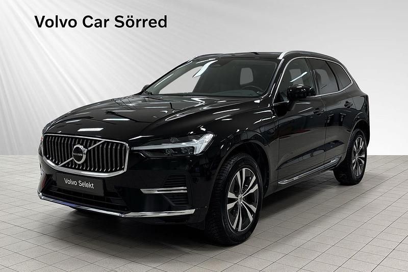 Begagnad Volvo XC60 Core 355 HK (261 kW) 2022 Svart SUV