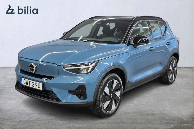 Blå Begagnad 2023 Volvo XC40 Core SUV | 419 000 kr - Bild 1/2