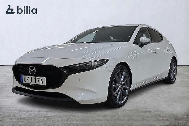 Vit Begagnad 2019 Mazda 3 Halvkombi | 199 000 kr (Bra pris) - Bild 1/3